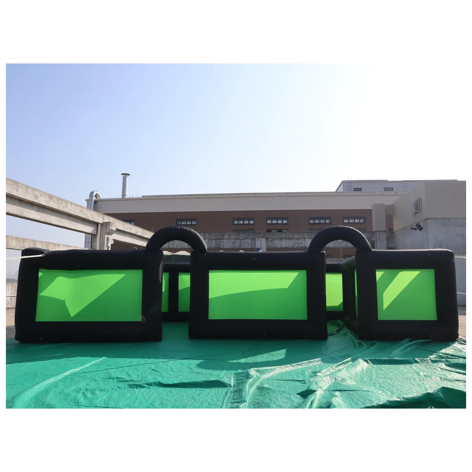 Mê cung bơm hơi ngoài trời màu - đánh giá và giá Kids Outdoor Venues