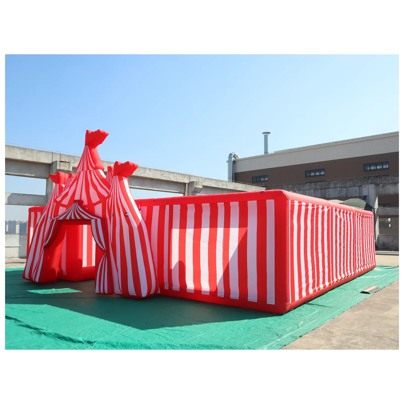 Mê cung bơm hơi lớn màu đỏ trắ - đánh giá và giá Kids Outdoor Venues