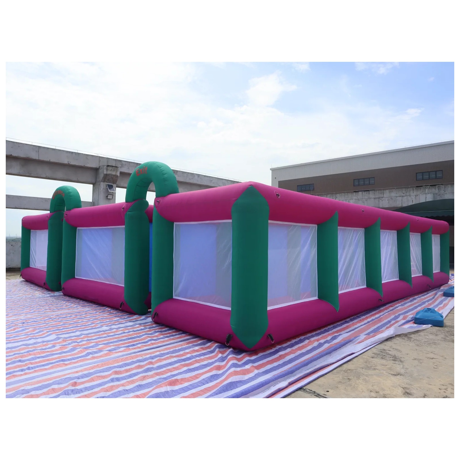 Mê cung bơm hơi dạng lưới màu  - đánh giá và giá Kids Outdoor Venues