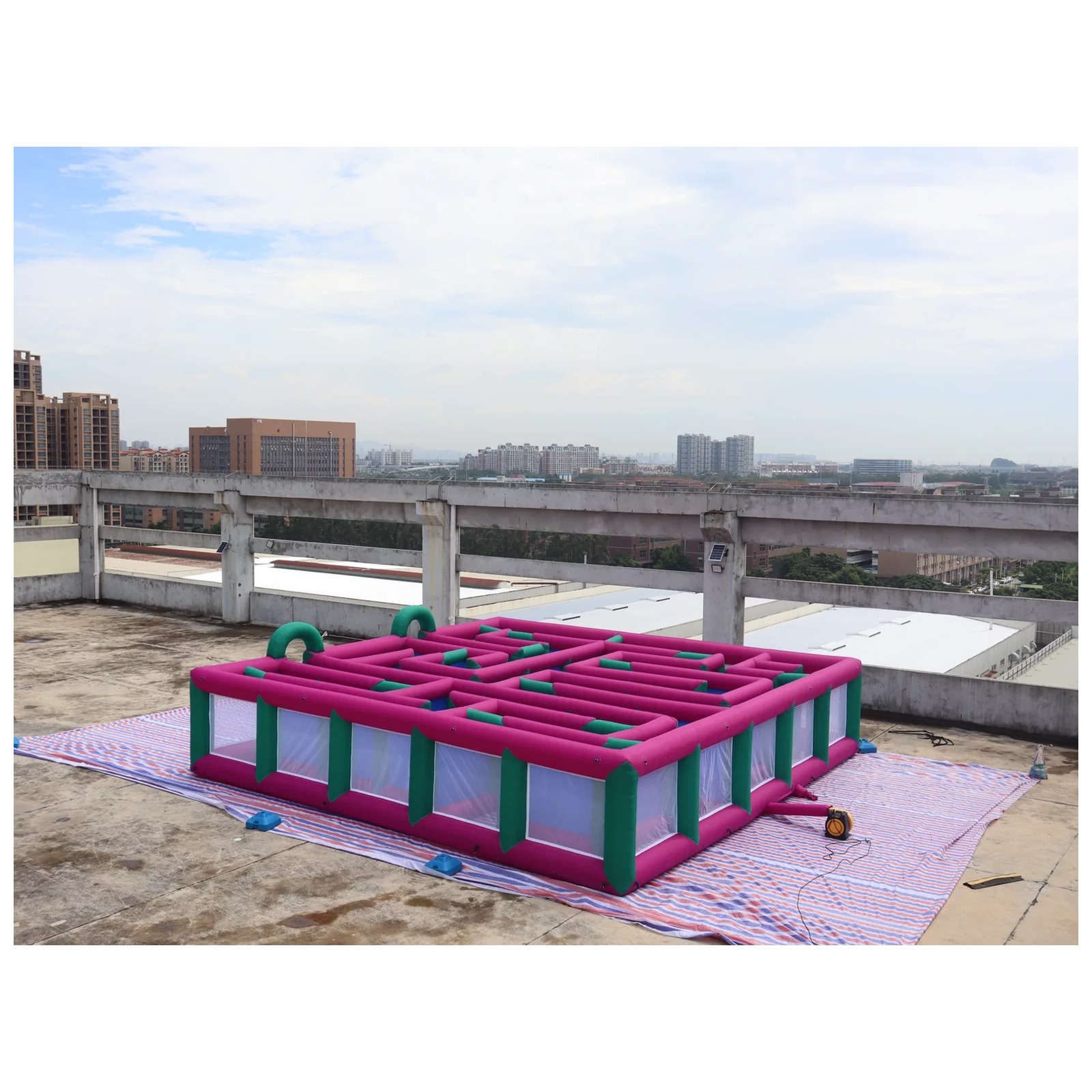 Mê cung bơm hơi dạng lưới màu  - đánh giá và giá Kids Outdoor Venues